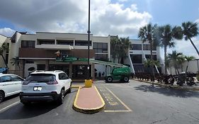 Tropical Palms Hotel